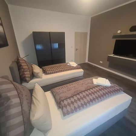 Apartament Suite 3 Bernburg Buitenkant foto